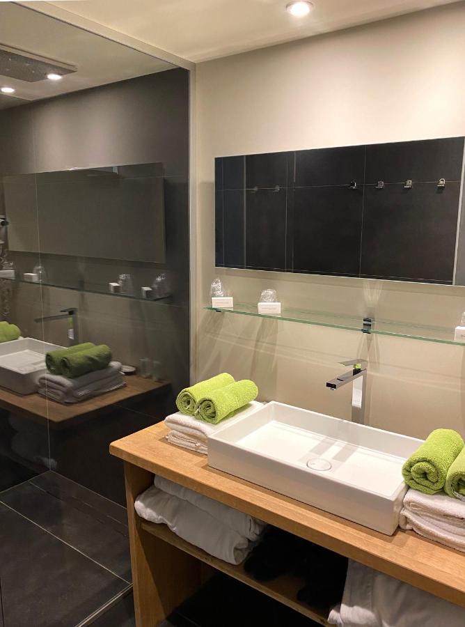 Hotel Wellness Eau De Roche Durbuy Eksteriør billede